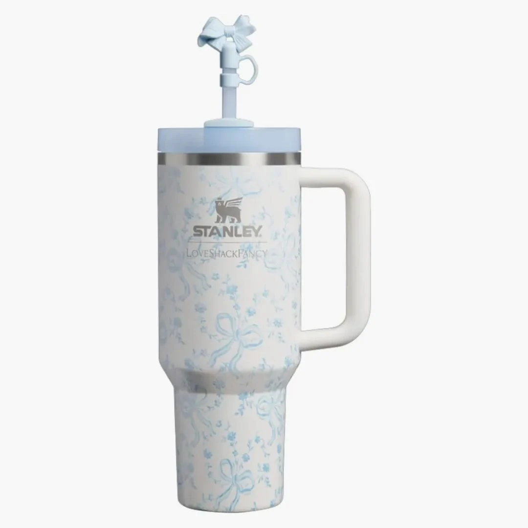 Stanley 1913 X Loveshackfancy Holiday Flowstate Quencher 40oz Tumbler Coquette Bow Winter Ice